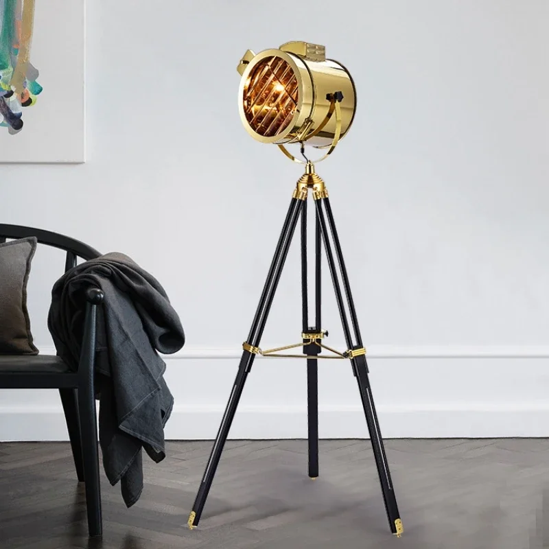 Floor Lamp Tripod - 北欧クリエイティブデザイナーステンレス鋼フロアランプレストランリビングルームスタジオレトロメタル Led ライト家の装飾照明