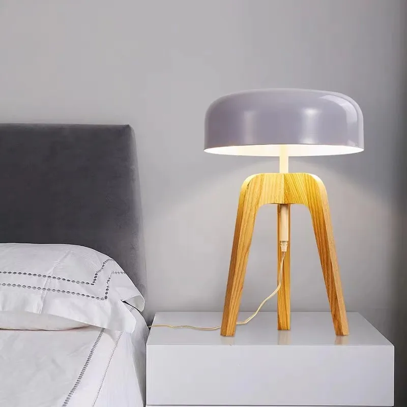 古典的な木製の床ランプ,家の芸術の装飾,ホテルと寝室,店の雰 - Floor Lamp Tripod のレビューと価格