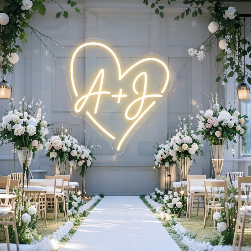 カスタムイニシャルハートLEDネオンサイン、結婚式パーティー - Lighting Decoration Ideas のレビューと価格