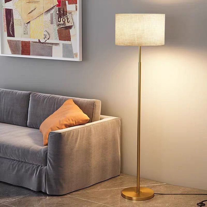 アメリカン北欧インミニマリスト高級リモコンLEDスタンディン - Floor Lamp Tripod のレビューと価格